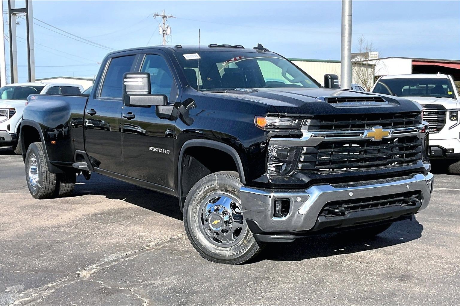 New 2026 Chevrolet Silverado 3500 LT w/ All Star Edition image 2