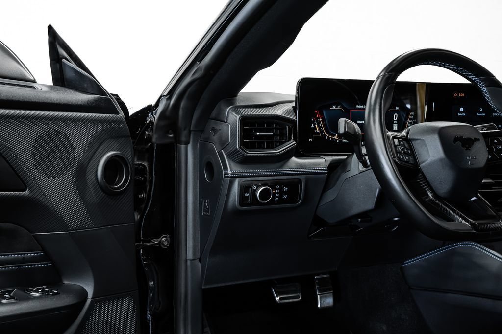 Used 2025 Ford Mustang Dark Horse RWD image 20