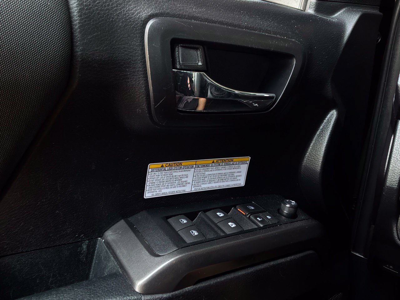 Used 2020 Toyota Tacoma TRD Pro AWD/4WD image 27
