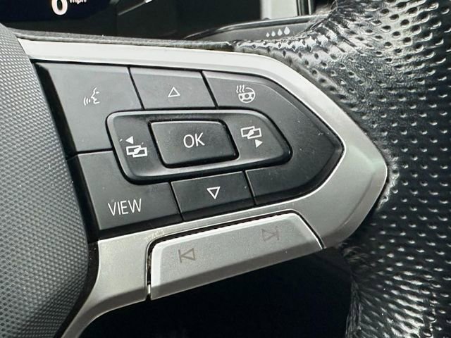 Used 2022 Volkswagen Atlas SEL R-Line image 24