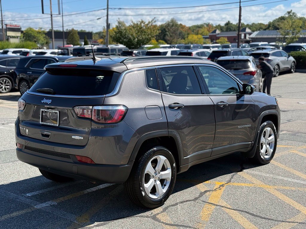 Used 2019 Jeep Compass Latitude w/ Popular Equipment Group AWD/4WD image 6