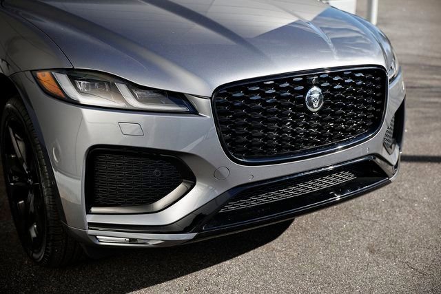 New 2026 Jaguar F-PACE R-Dynamic S image 7