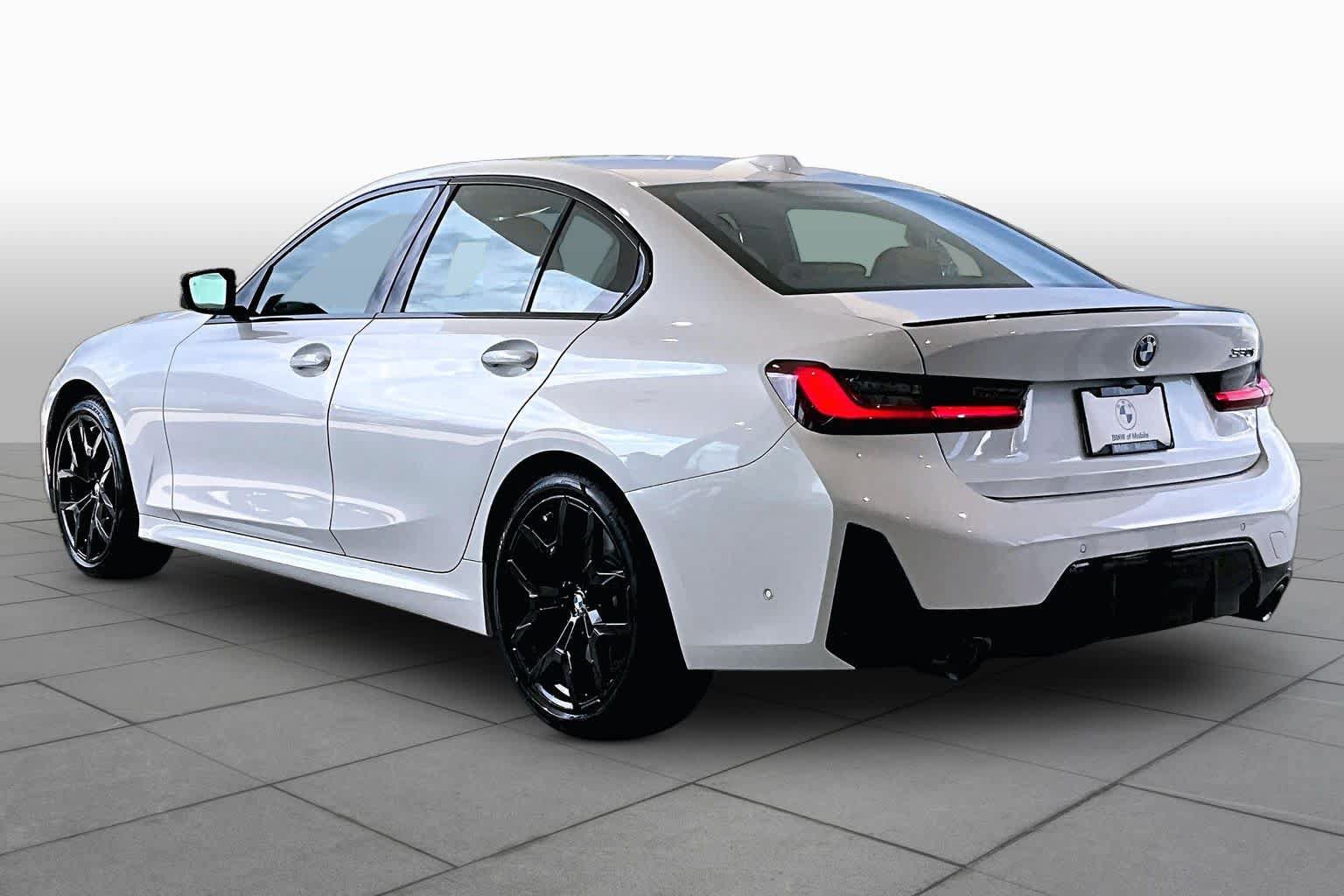 New 2026 BMW 330i Sedan w/ M Sport Package RWD image 12