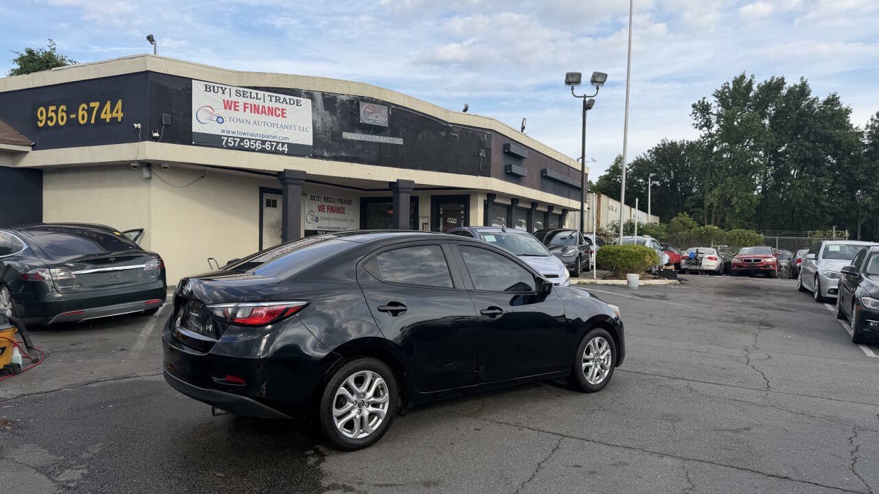 Used 2016 Scion iA FWD image 6