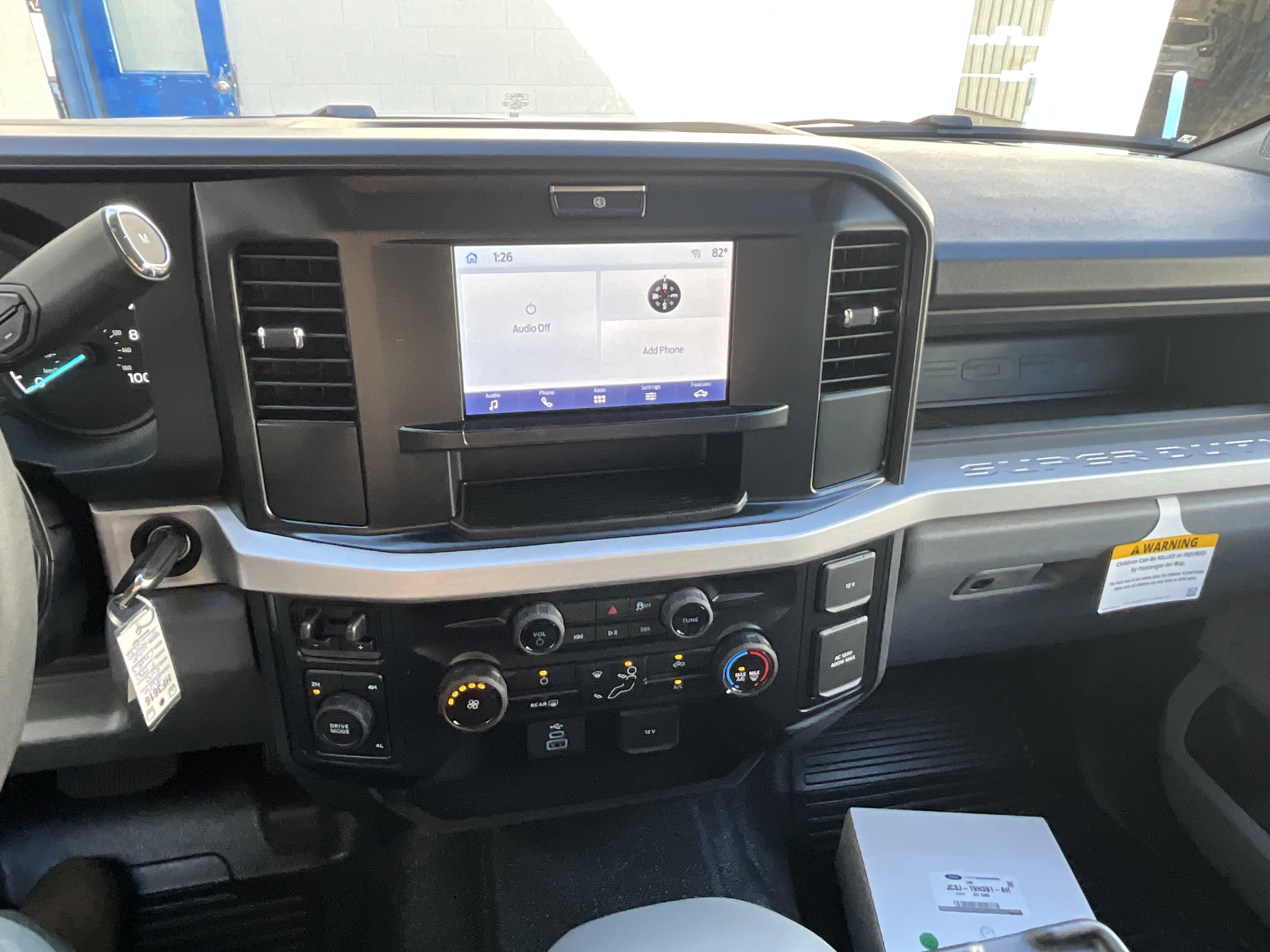 New 2026 Ford F550 4x4 Crew Cab image 14