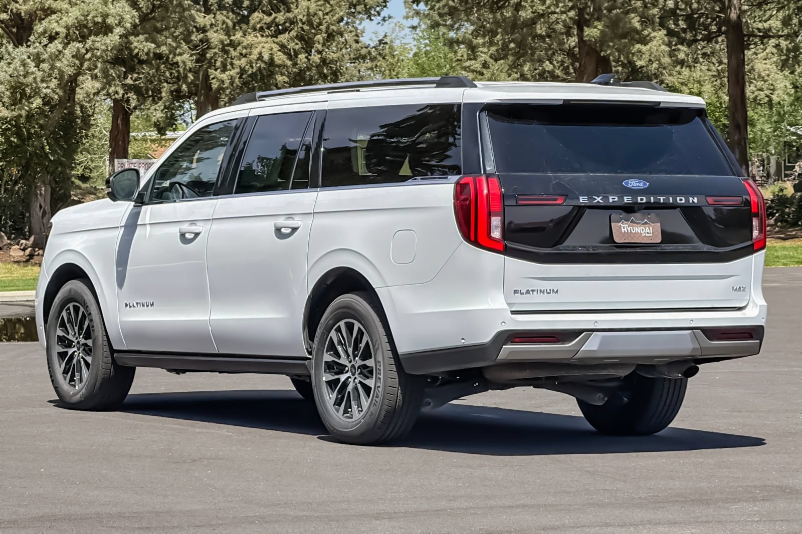Used 2025 Ford Expedition Max Platinum AWD/4WD image 6