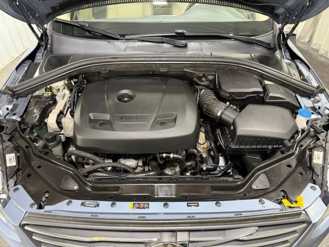 Used 2017 Volvo XC60 T6 Dynamic w/ Preferred Option Package AWD/4WD image 28