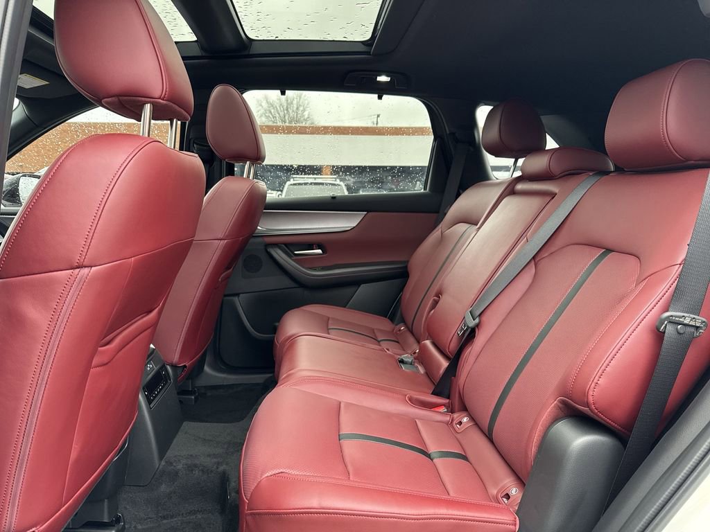 Used 2025 MAZDA CX-70 Plug-In Hybrid w/ Premium Plus image 23