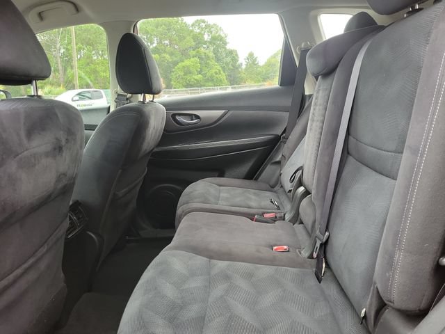 Used 2016 Nissan Rogue S FWD image 10