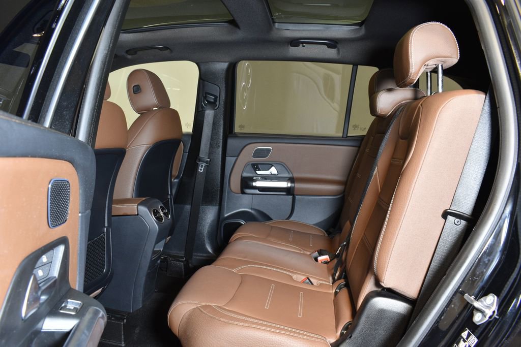 Used 2023 Mercedes-Benz GLB 35 AMG 4MATIC image 28