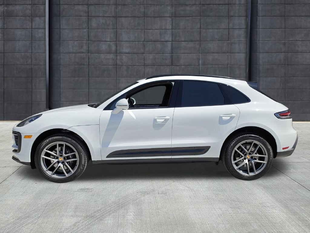 New 2026 Porsche Macan AWD/4WD image 2