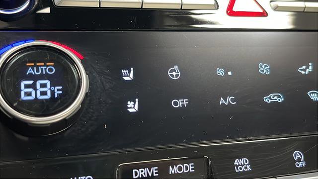 Used 2024 Hyundai Santa Fe Calligraphy AWD/4WD image 40
