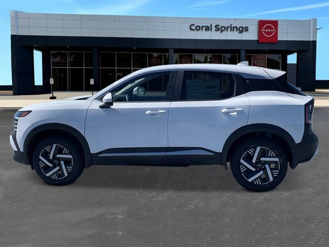 New 2025 Nissan Kicks SV image 2