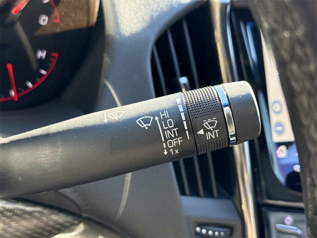 Used 2018 Cadillac ATS V w/ Luxury Package image 28