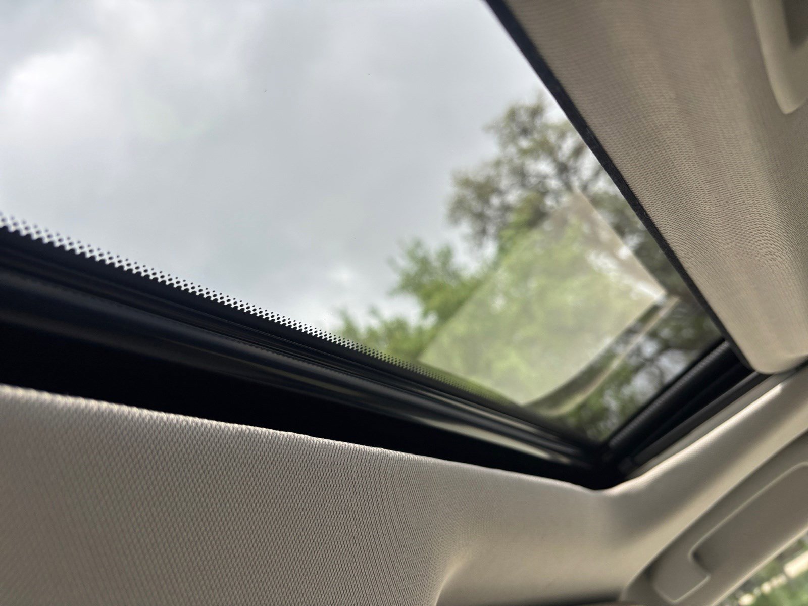 Used 2021 Nissan Rogue Sport SL w/ Premium Package image 19