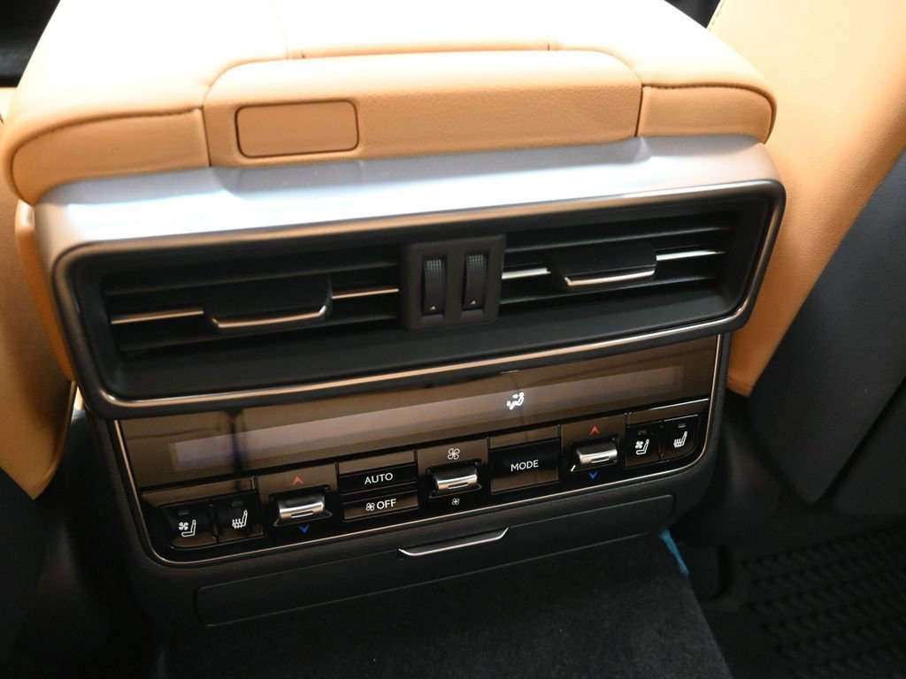 New 2026 Lexus LX 700h Luxury image 20