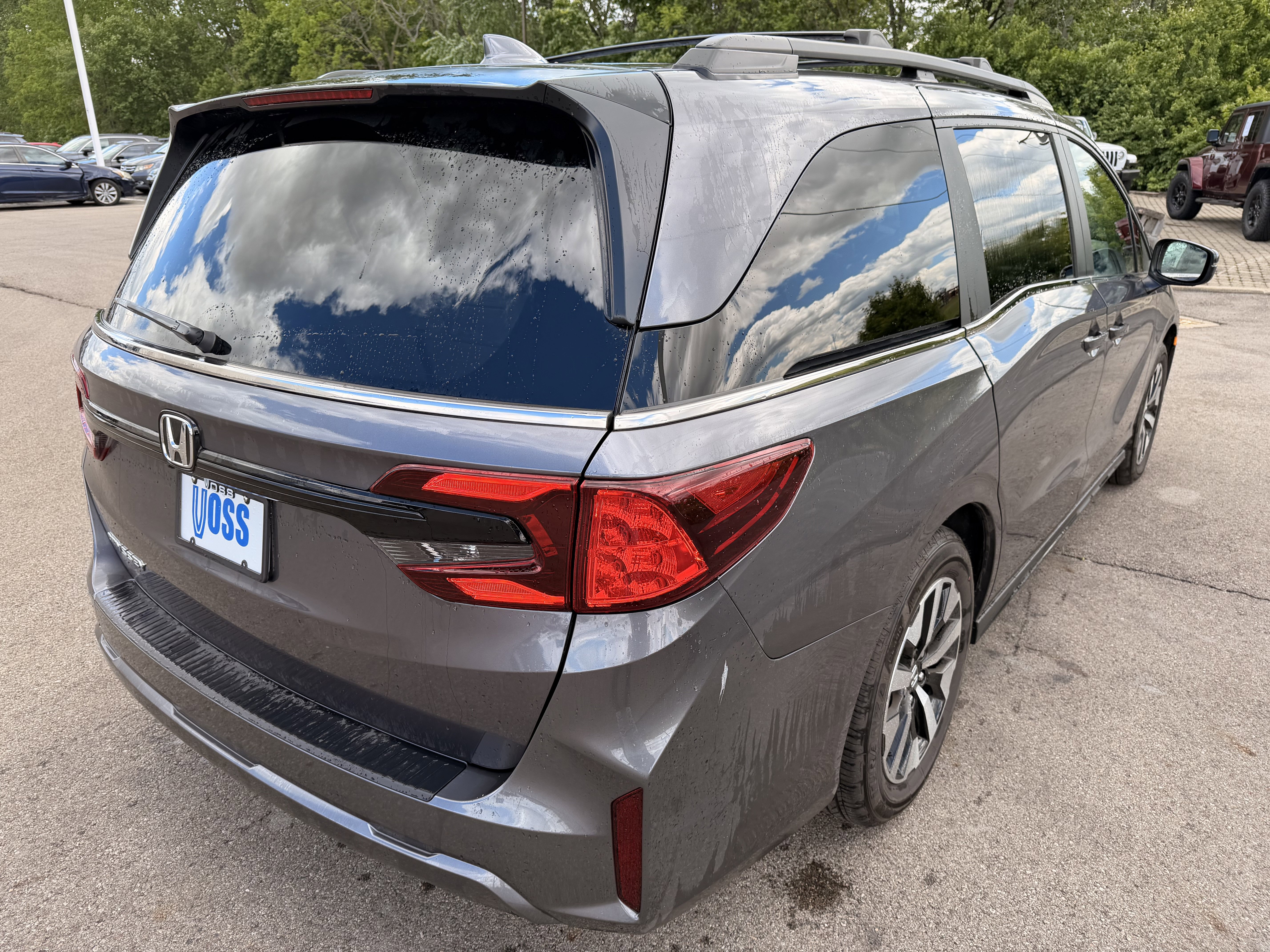 Used 2026 Honda Odyssey EX-L image 3