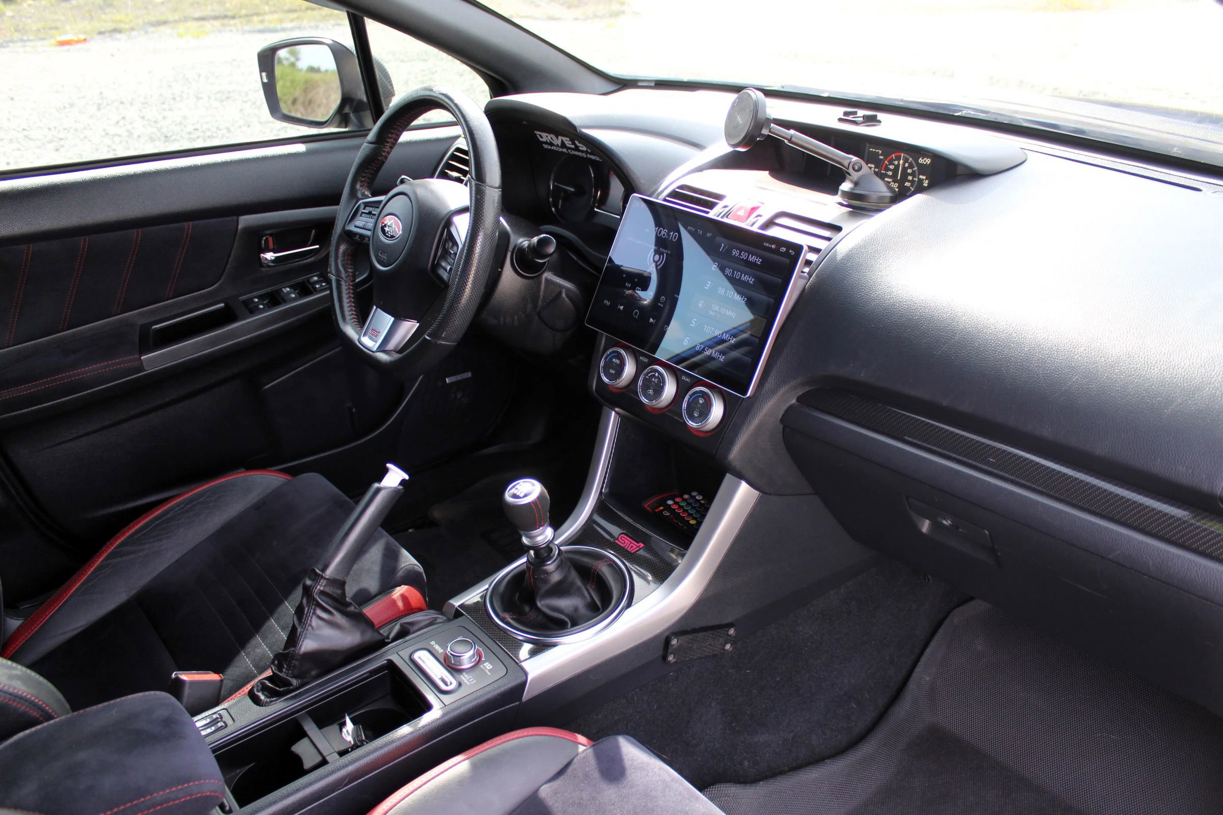 Used 2015 Subaru WRX STI AWD/4WD image 23