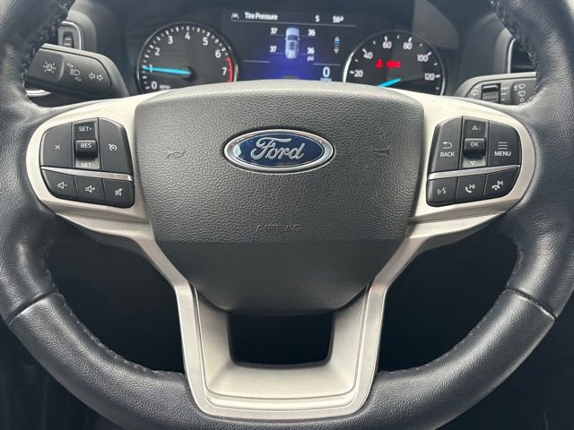 Used 2023 Ford Explorer XLT w/ Equipment Group 202A AWD/4WD image 19