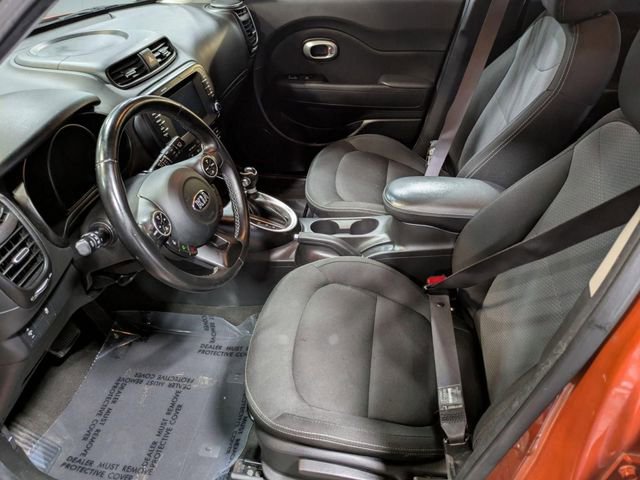 Used 2018 Kia Soul + FWD image 12