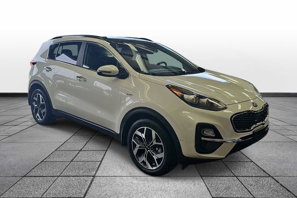 Used 2022 Kia Sportage EX w/ EX Technology Package AWD/4WD image 3