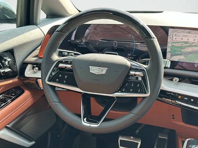 New 2027 Cadillac Optiq Premium Luxury w/ LPO, Floor Liner Package AWD/4WD image 5