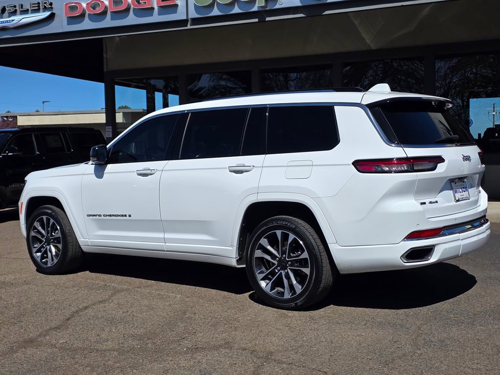 Used 2021 Jeep Grand Cherokee L Overland w/ Advanced Protech Group III image 2
