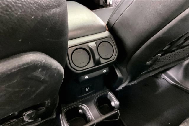 Used 2021 Jeep Gladiator Mojave w/ Cold Weather Group image 9