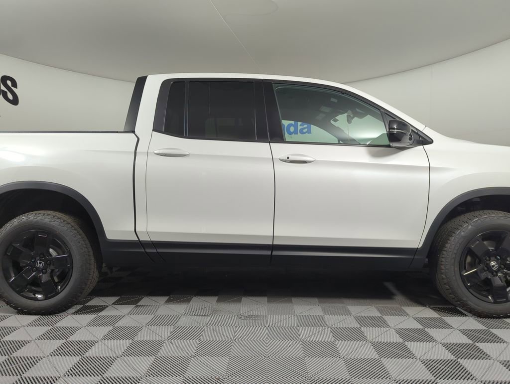 New 2026 Honda Ridgeline Black Edition image 6