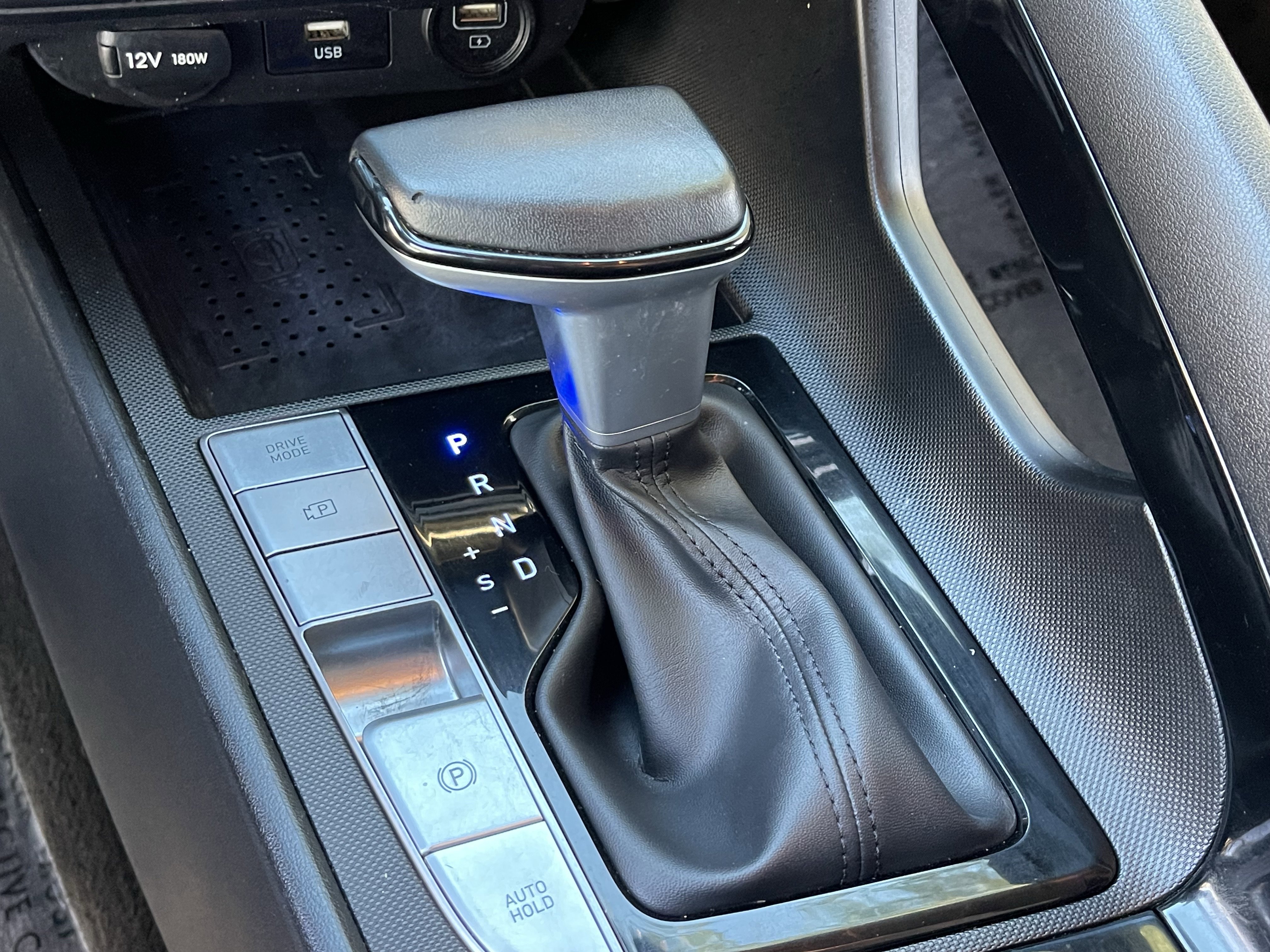 Used 2023 Hyundai Elantra Limited FWD image 27