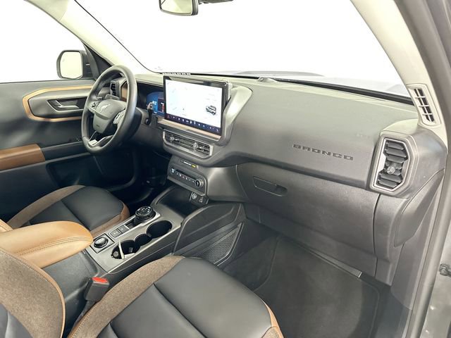 Used 2025 Ford Bronco Sport Outer Banks w/ Outer Banks Tech Package+ AWD/4WD image 31