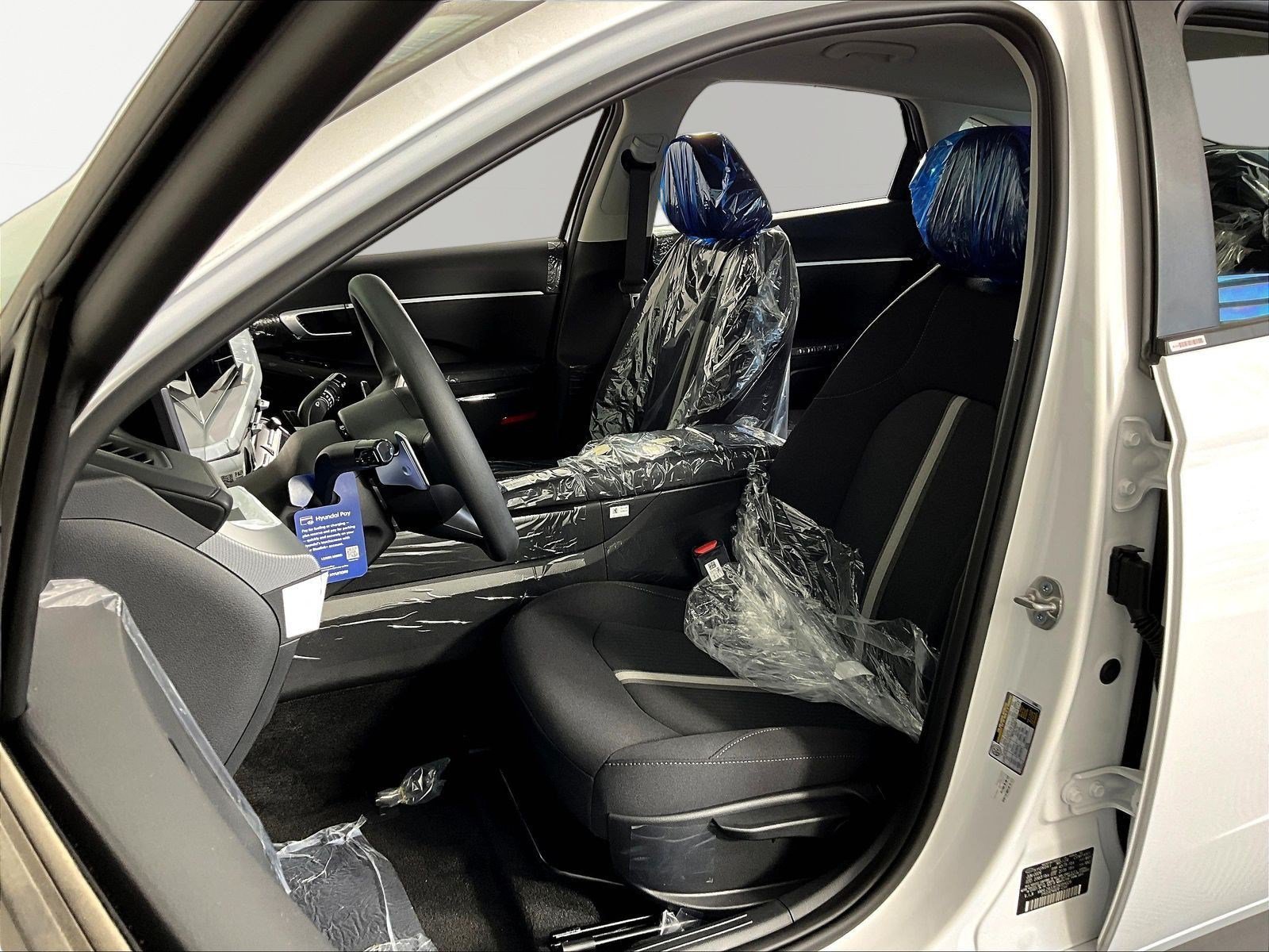 New 2026 Hyundai Sonata Blue FWD image 16