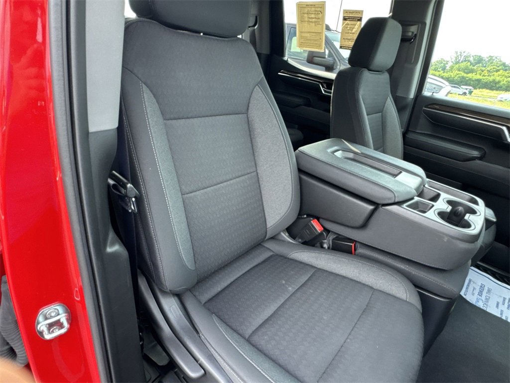 Used 2023 Chevrolet Silverado 1500 LT image 30