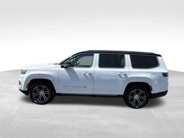 Used 2023 Jeep Grand Wagoneer 4WD image 4