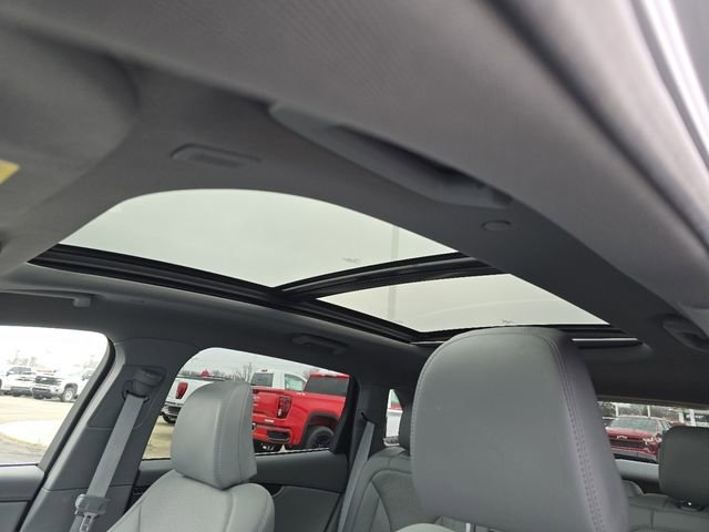 Used 2022 Lincoln Nautilus Reserve image 3