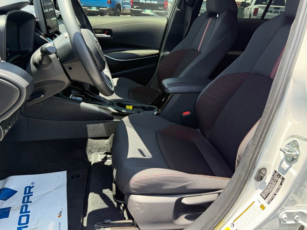 Used 2024 Toyota Corolla SE w/ SE Premium Package image 16