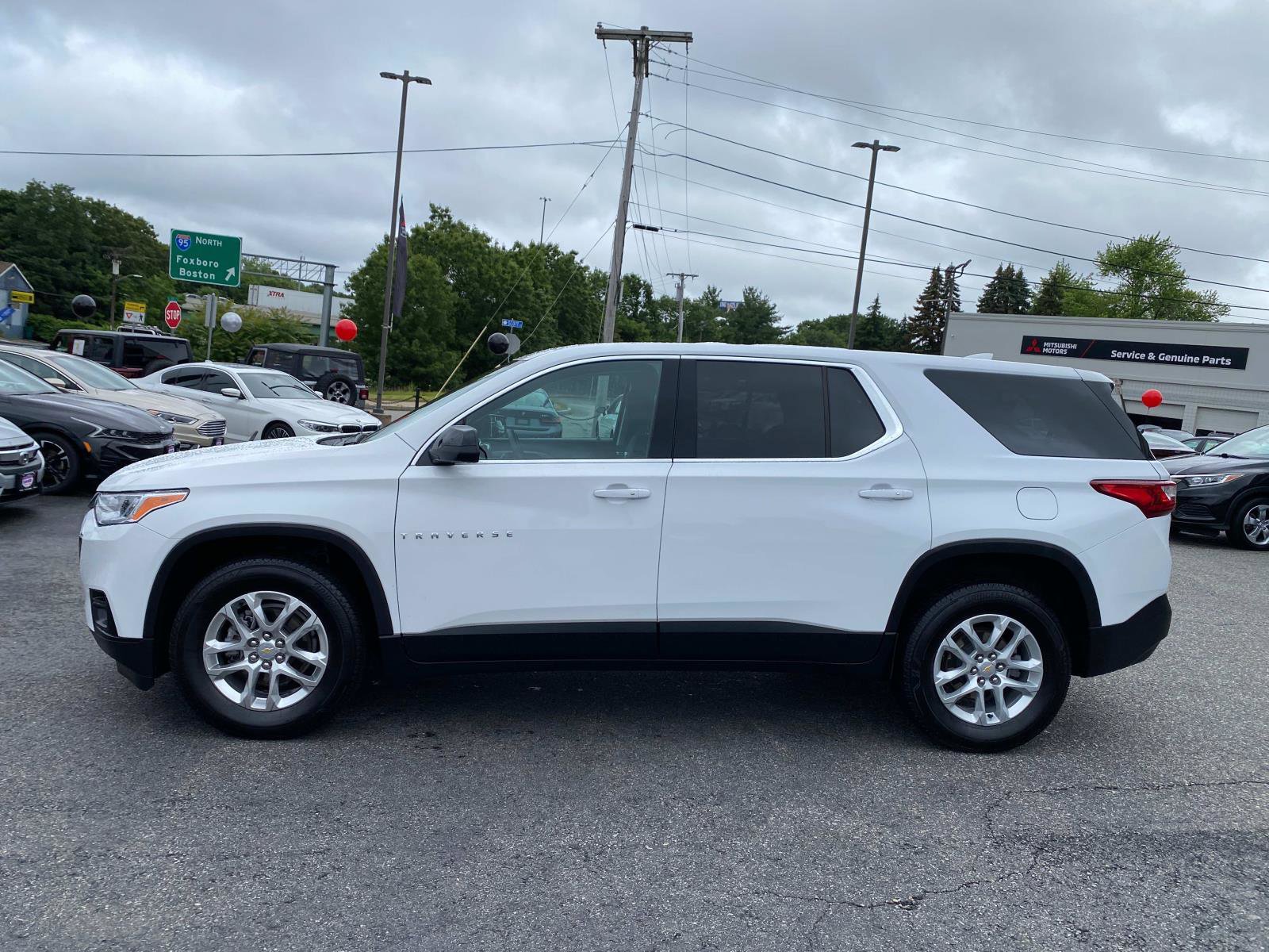 Used 2021 Chevrolet Traverse LS video 2