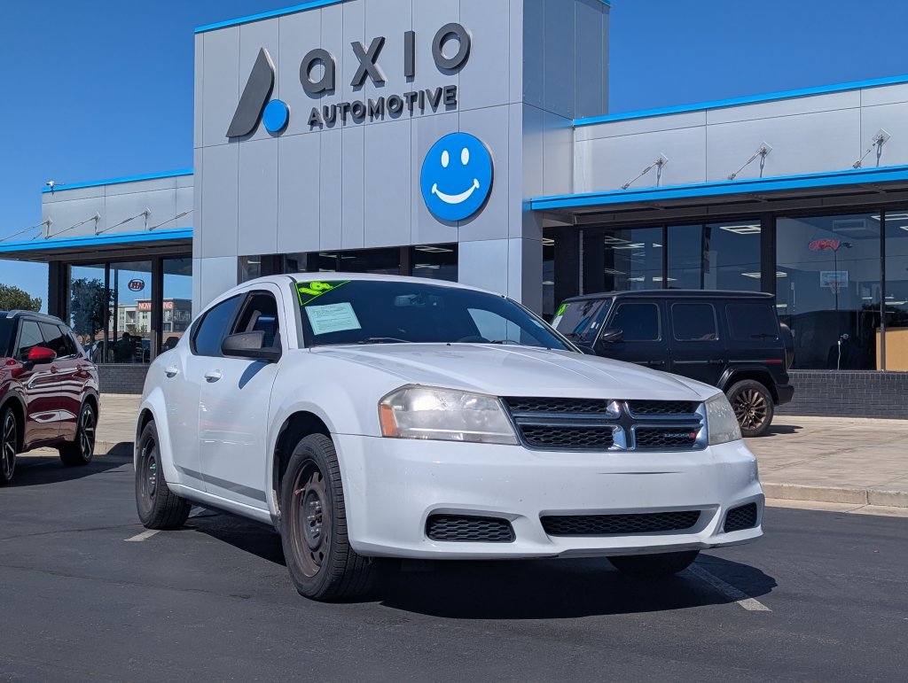 Used 2014 Dodge Avenger SE