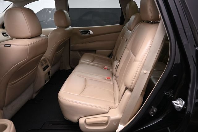 Used 2017 Nissan Pathfinder Platinum FWD image 27