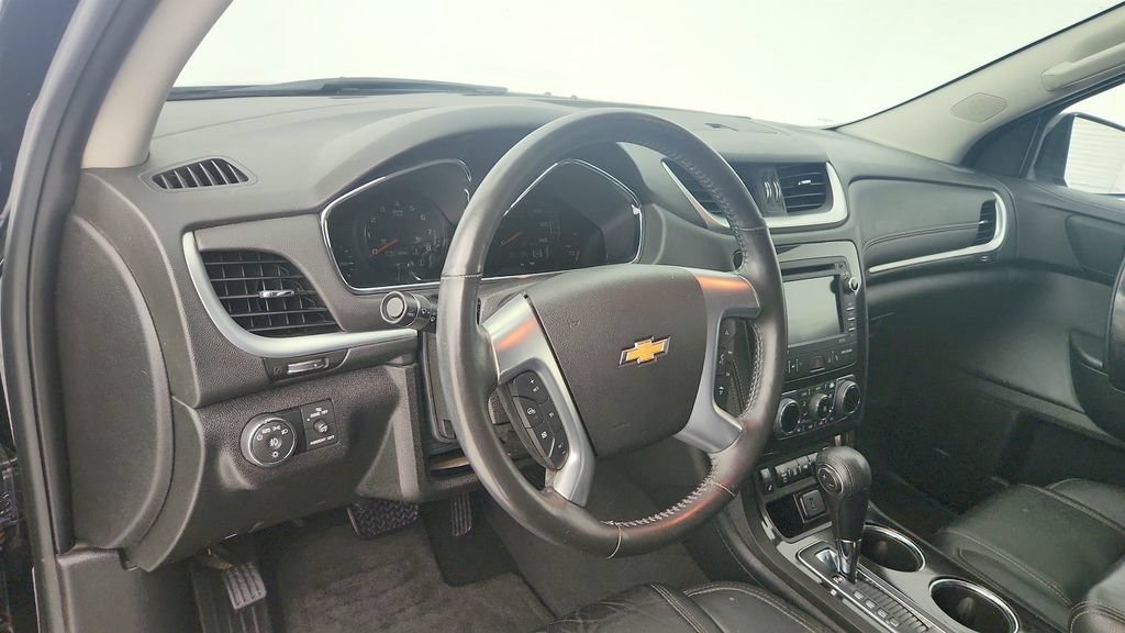 Used 2017 Chevrolet Traverse Premier FWD image 37