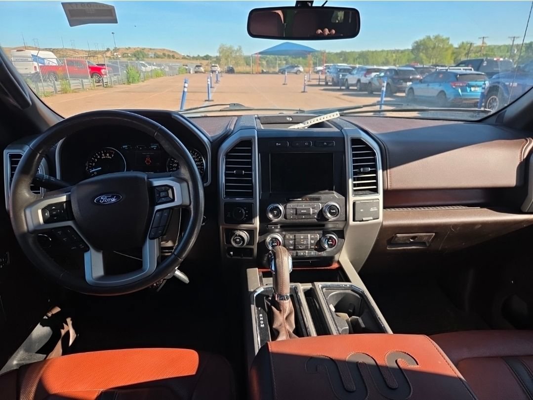 Used 2018 Ford F150 King Ranch w/ Equipment Group 601A Luxury AWD/4WD image 8