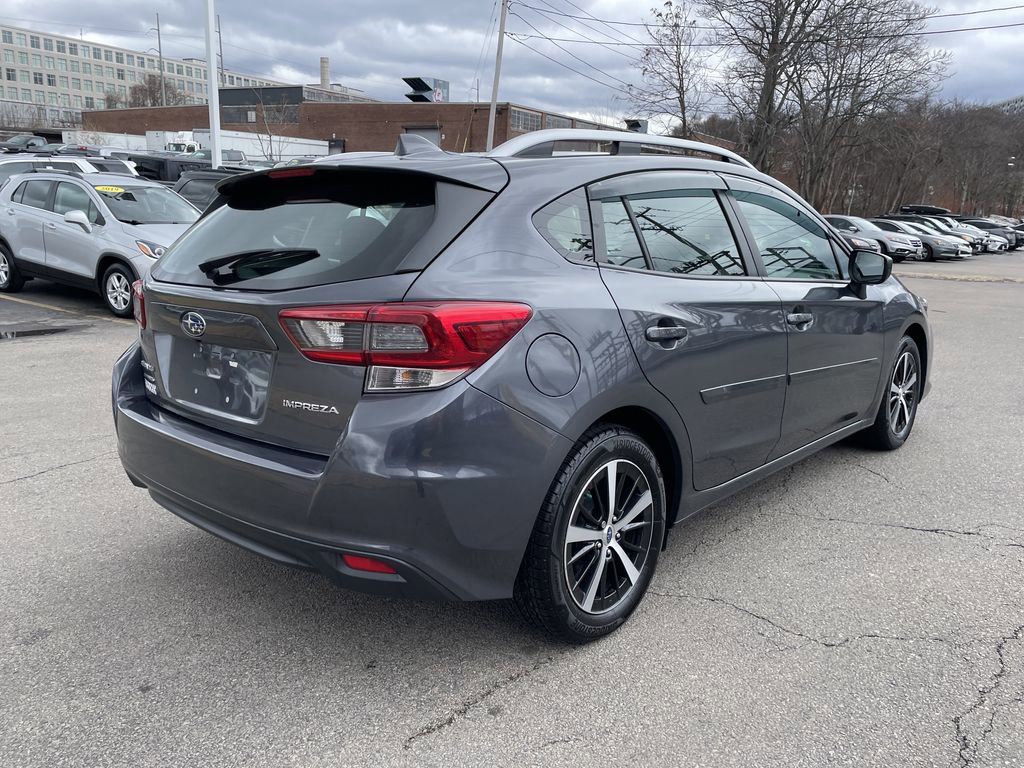 Used 2022 Subaru Impreza Premium image 5