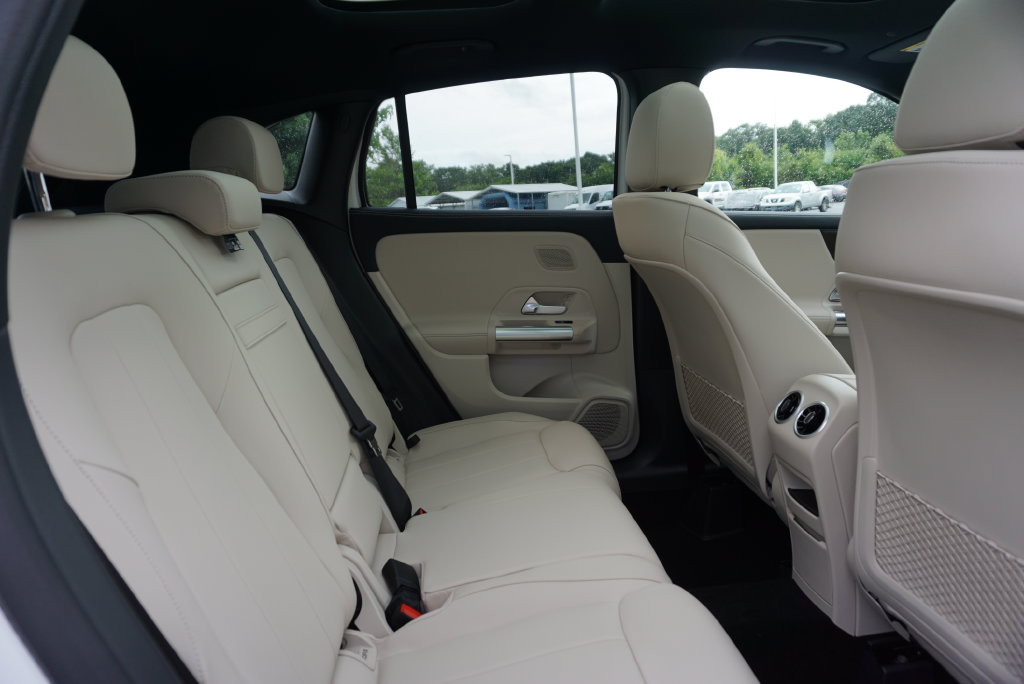 Certified 2026 Mercedes-Benz GLA 250 image 57