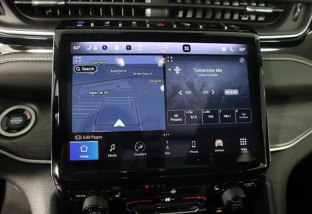 Used 2022 Jeep Grand Cherokee Limited 4xe image 30