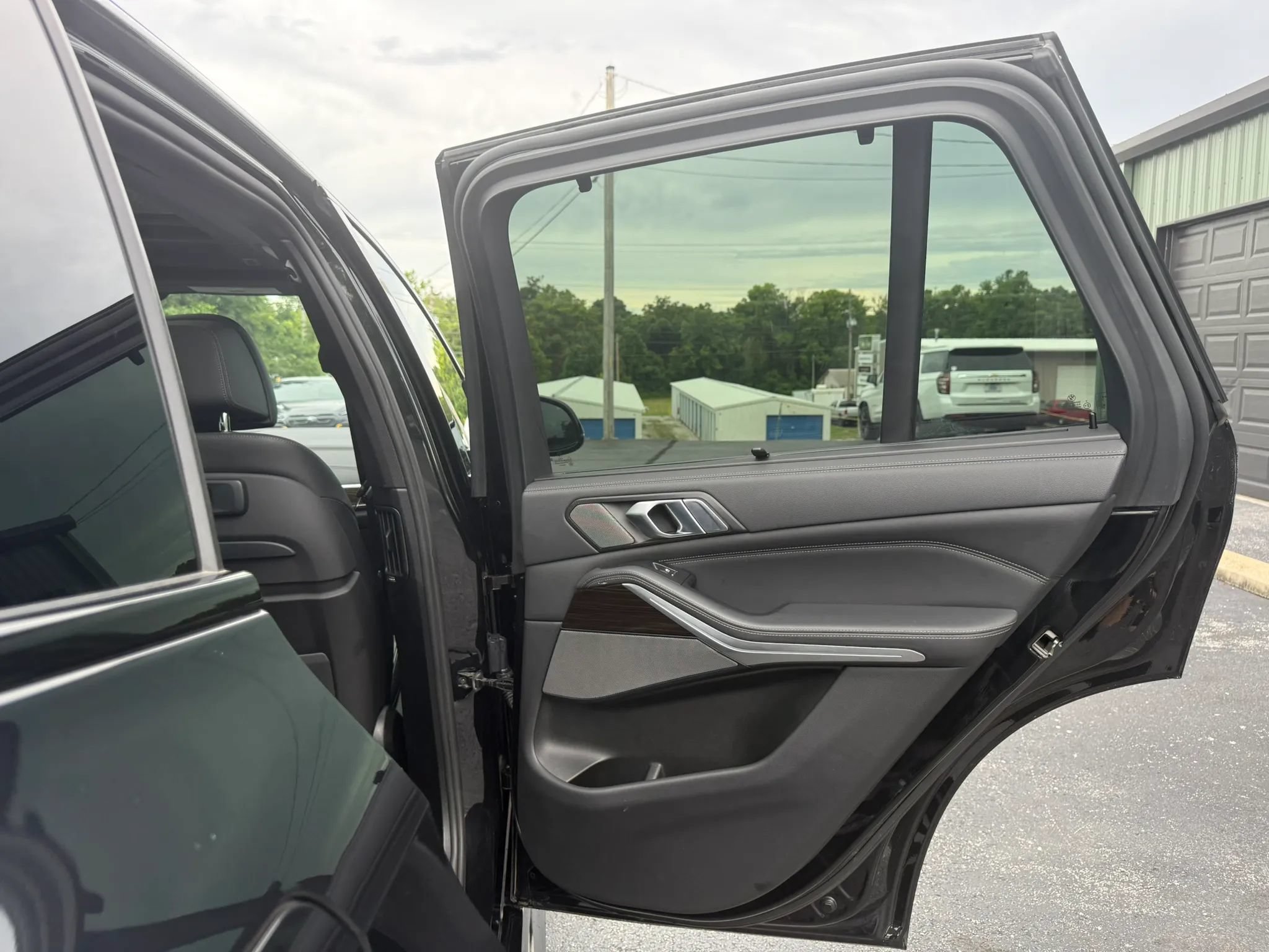 Used 2023 BMW X5 M50i w/ Executive Package AWD/4WD image 26