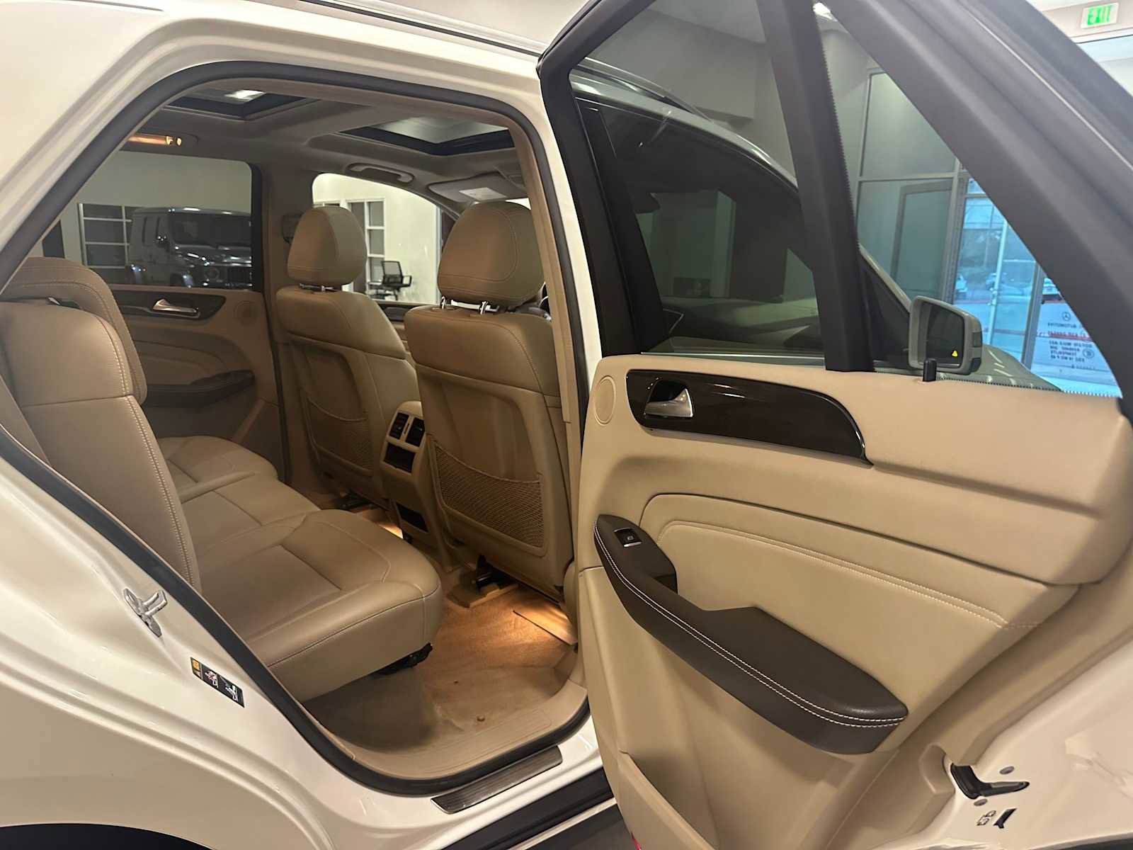 Used 2015 Mercedes-Benz ML 350 4MATIC image 28