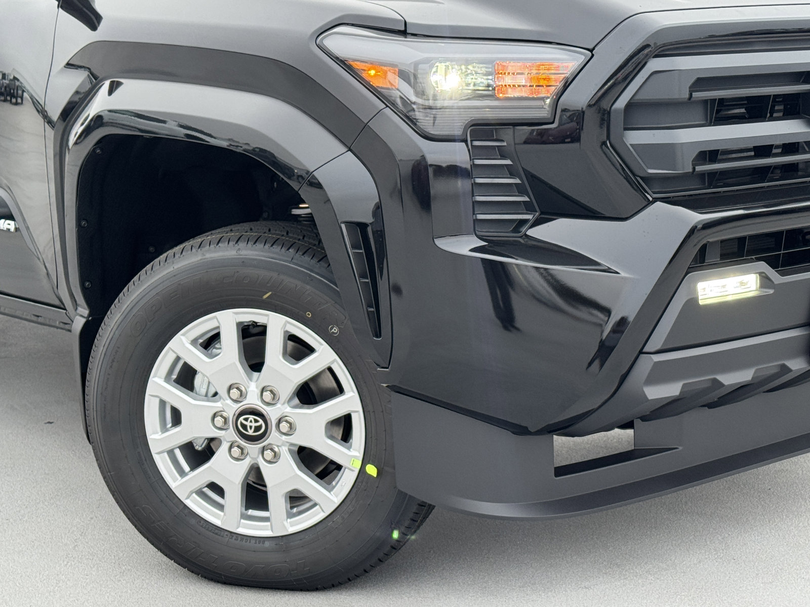 New 2026 Toyota Tacoma SR5 image 10