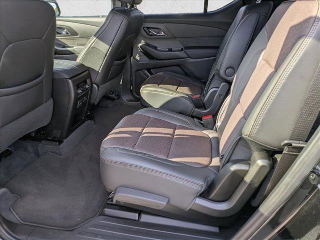 Used 2022 Chevrolet Traverse High Country image 17