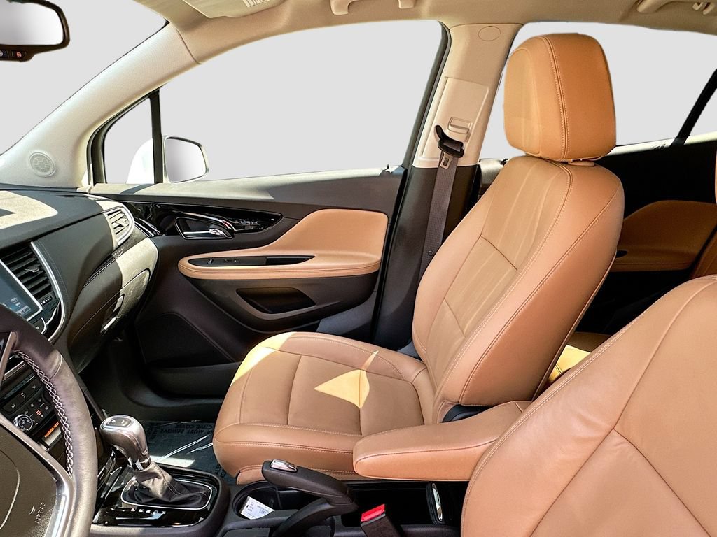 Used 2018 Buick Encore Essence AWD/4WD image 26