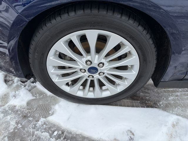 Used 2017 Ford C-MAX SE image 12